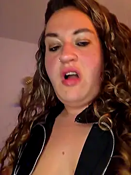 justtess online show from May 2026 10:39:02 PM