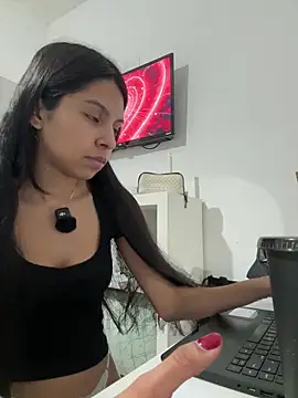 Snapshot of Valeedoll chatting on February 2026 04:23:01 AM Valeedoll online show from February 2026 04:23:01 AM