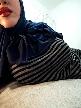 Malak-26 online show from February 2026 10:10:02 PM