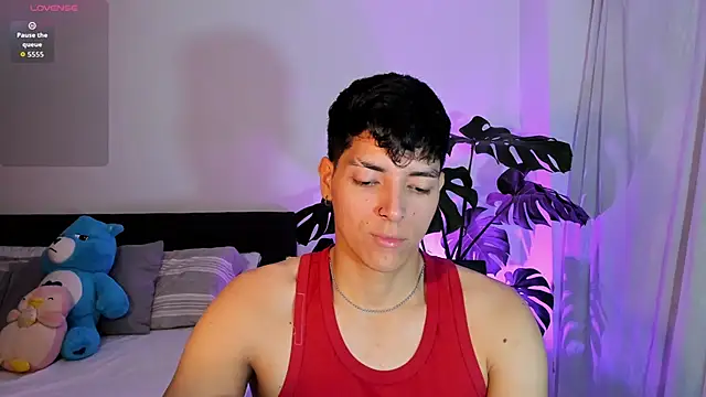  JacobMiller   online show from September 2025 09:16:02 PM