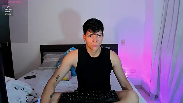  JacobMiller   online show from September 2025 03:29:01 PM