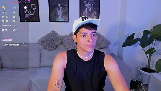  JacobMiller   online show from February 2025 04:37:02 AM