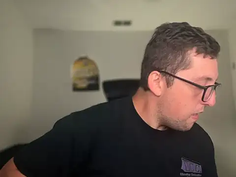 Milflover96 online show from September 2025 11:58:01 PM