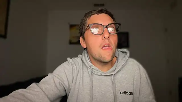 Milflover96 online show from November 2025 09:25:01 AM