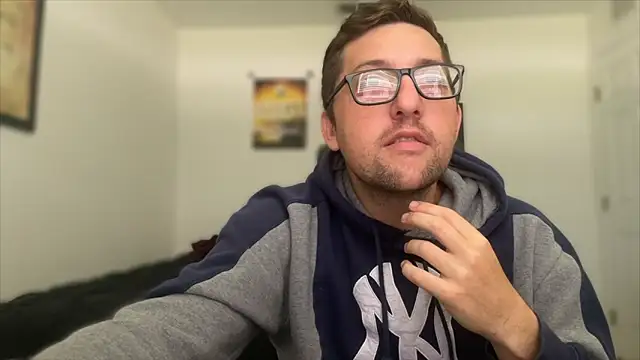 Milflover96 online show from October 2025 05:02:01 PM