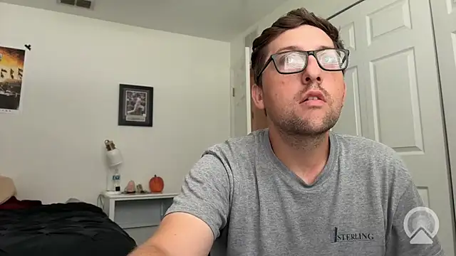 Milflover96 online show from June 2026 05:17:02 PM