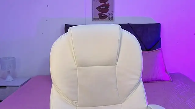 sara sharma  online show from November 2025 01:22:02 PM