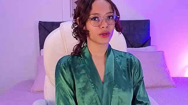 sara sharma  online show from September 2025 02:13:02 PM