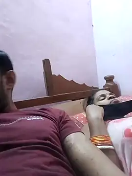 Hot couple493 online show from March 2025 05:50:01 PM