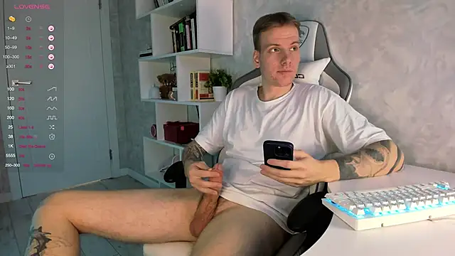 jaffersonlouis online show from March 2025 03:08:02 PM