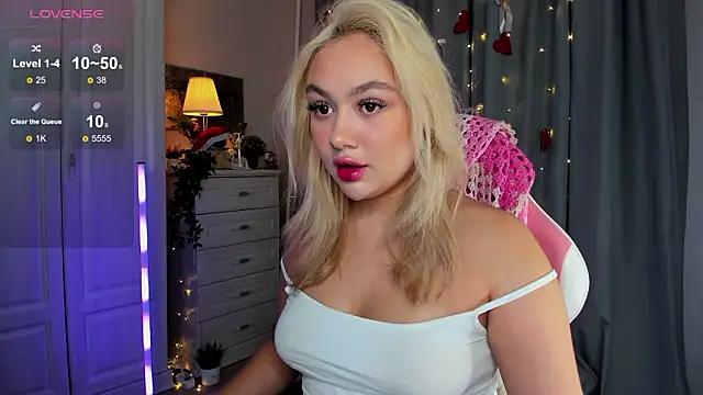  Loneve   online show from February 2026 03:53:01 PM