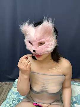 Snapshot of Kor_Cat chatting on February 2025 05:09:02 PM Kor Cat online show from February 2025 05:09:02 PM