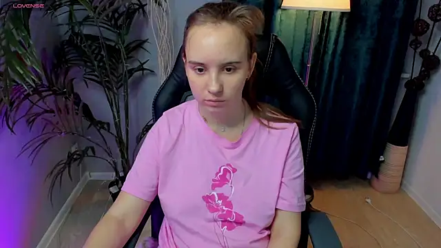 Lika 0ne online show from October 2025 11:20:01 AM