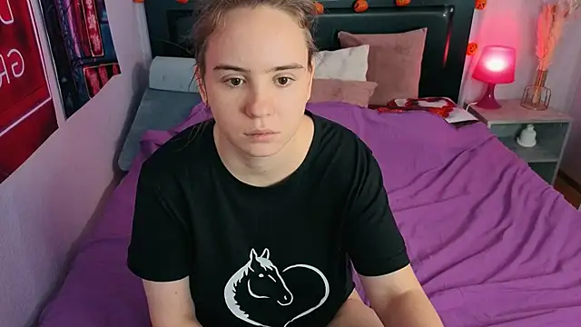 Lika 0ne online show from November 2025 12:27:02 PM