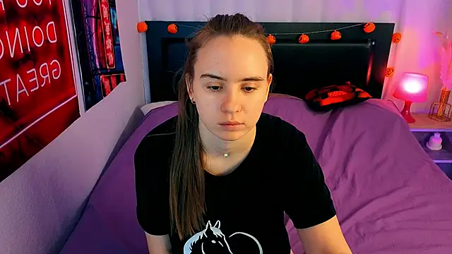 Lika 0ne online show from November 2025 11:58:02 AM