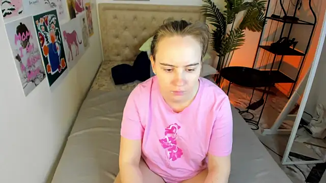 Lika 0ne online show from March 2026 12:11:01 PM