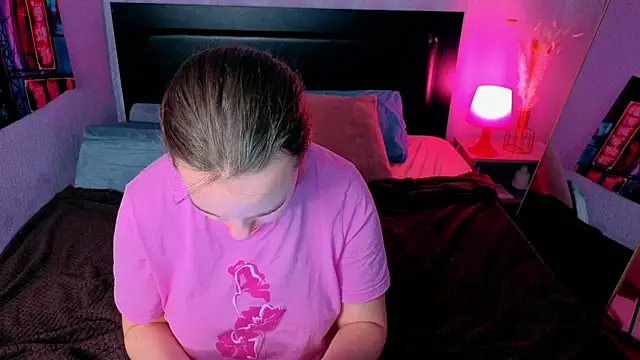 Lika 0ne online show from January 2026 05:33:02 AM