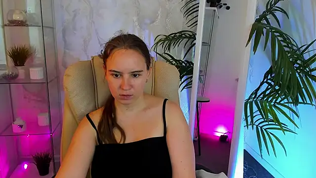 Lika 0ne online show from July 2026 12:01:02 PM