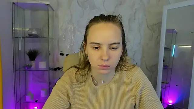 Lika 0ne online show from November 2025 11:35:02 AM