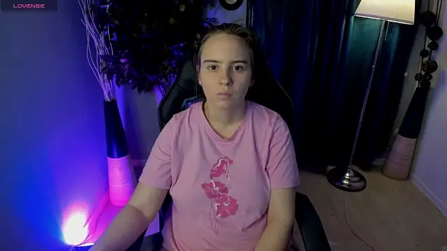 Lika 0ne online show from March 2026 12:12:01 PM