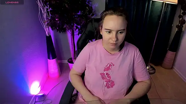 Lika 0ne online show from March 2026 12:08:01 PM