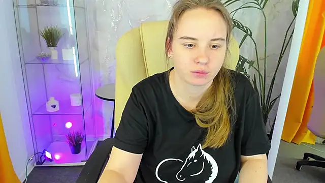 Lika 0ne online show from March 2026 12:06:02 PM