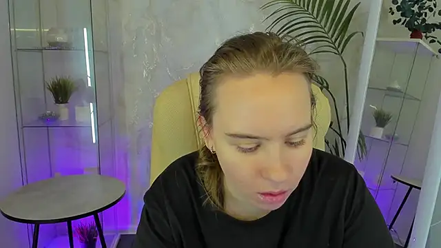 Lika 0ne online show from March 2026 01:00:02 PM