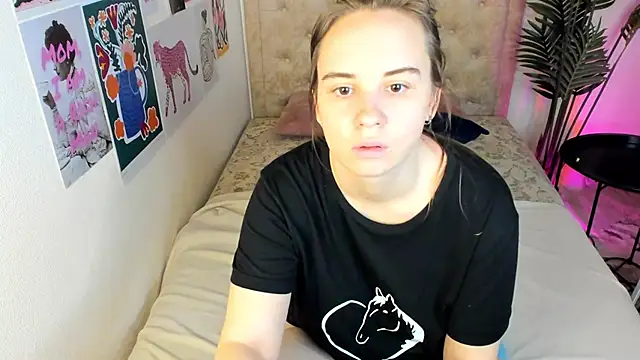 Lika 0ne online show from April 2026 12:01:01 PM