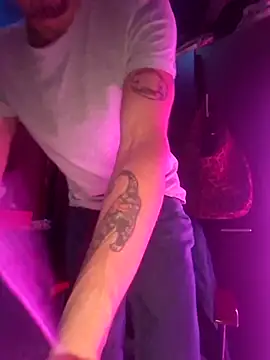 Chris MaVe  online show from January 2026 05:13:02 AM