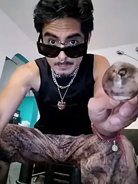 Chris MaVe  online show from January 2026 10:28:02 PM