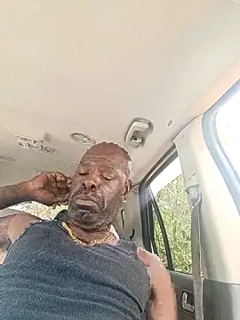 birdg online show from October 2025 05:17:01 PM