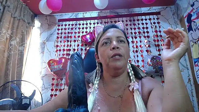 Snapshot of alina_maturehot chatting on February 2026 08:52:01 PM alina maturehot online show from February 2026 08:52:01 PM