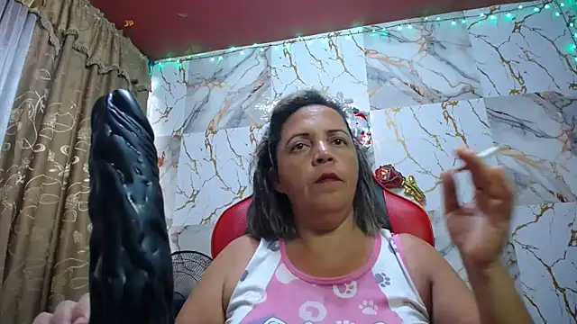 Snapshot of alina_maturehot chatting on December 2025 09:38:02 PM alina maturehot online show from December 2025 09:38:02 PM