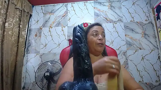 Snapshot of alina_maturehot chatting on January 2026 11:39:02 AM alina maturehot online show from January 2026 11:39:02 AM