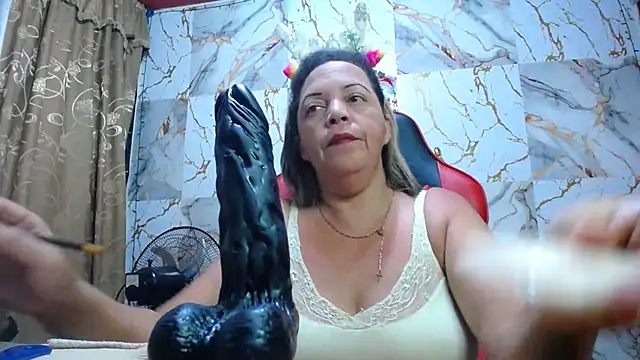 Snapshot of alina_maturehot chatting on December 2025 07:40:02 AM alina maturehot online show from December 2025 07:40:02 AM