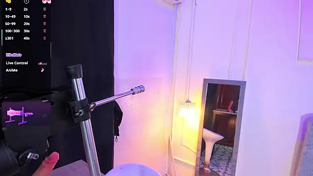 lanna brunette online show from April 2026 01:07:01 PM