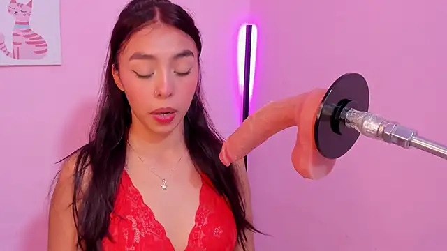 lanna brunette online show from March 2026 01:58:01 PM