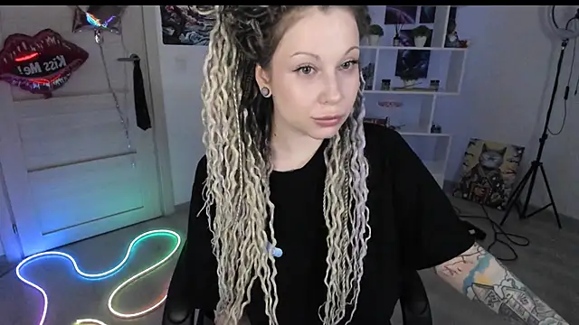 HoneySallyMoore online show from March 2026 03:38:02 PM