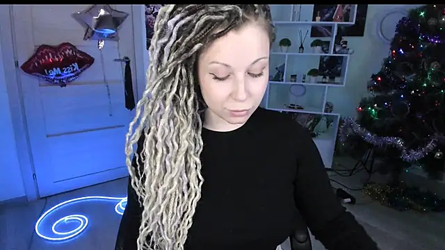 HoneySallyMoore online show from January 2026 01:42:01 AM