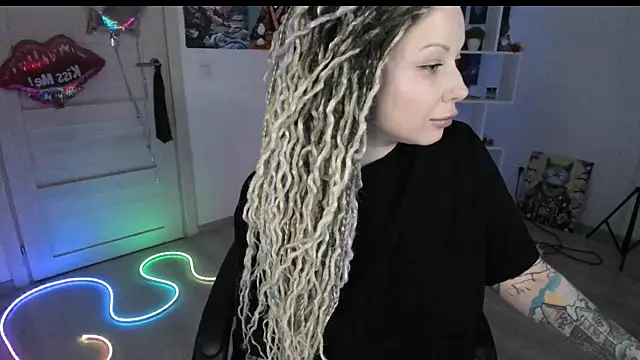 HoneySallyMoore online show from March 2026 04:30:02 PM