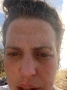 favoritestepsis online show from November 2025 08:12:01 PM