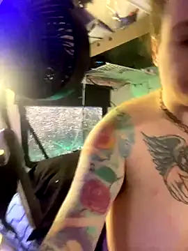 favoritestepsis online show from October 2025 10:28:02 PM