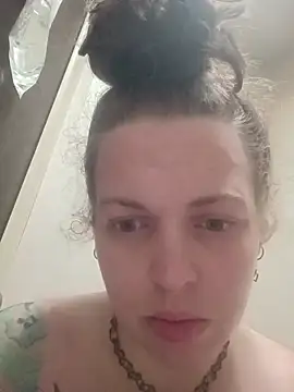 favoritestepsis online show from October 2025 03:08:01 PM