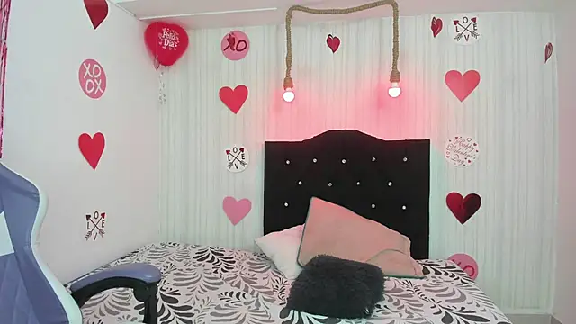 nicky angel1 online show from February 2026 06:52:02 PM