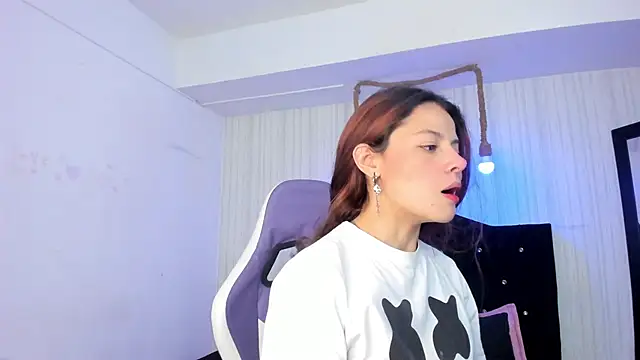 nicky angel1 online show from October 2025 06:41:01 PM