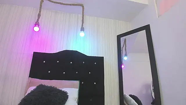 nicky angel1 online show from February 2026 07:14:01 PM