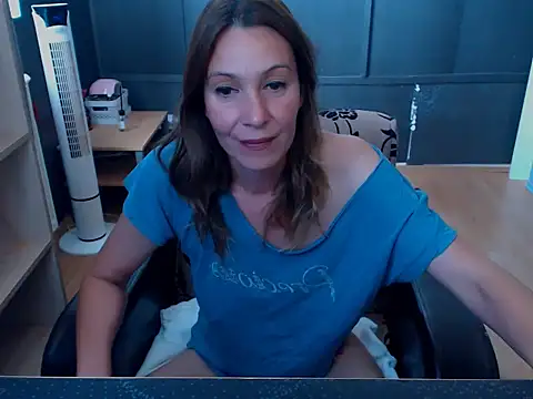 hannaha online show from June 2026 11:48:01 AM