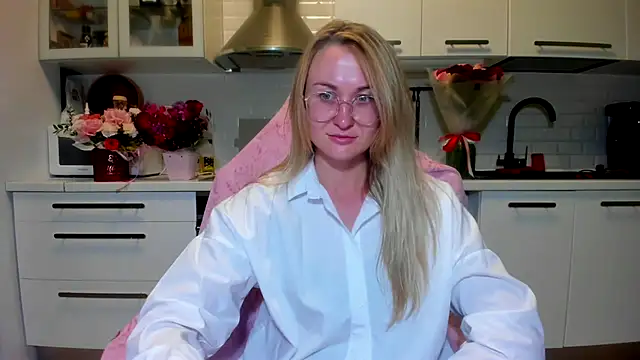 your Goddess Eva online show from September 2025 08:26:02 PM