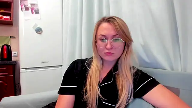 your Goddess Eva online show from October 2025 08:20:02 PM