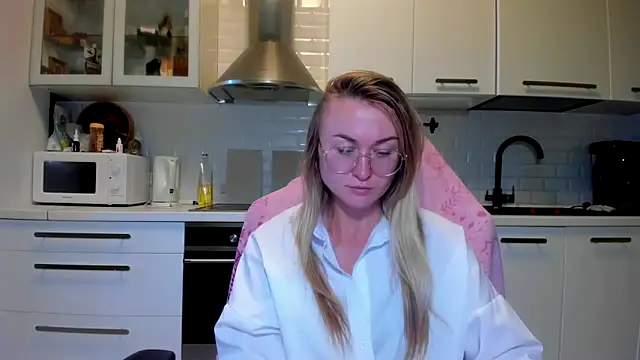 your Goddess Eva online show from October 2025 05:53:01 AM